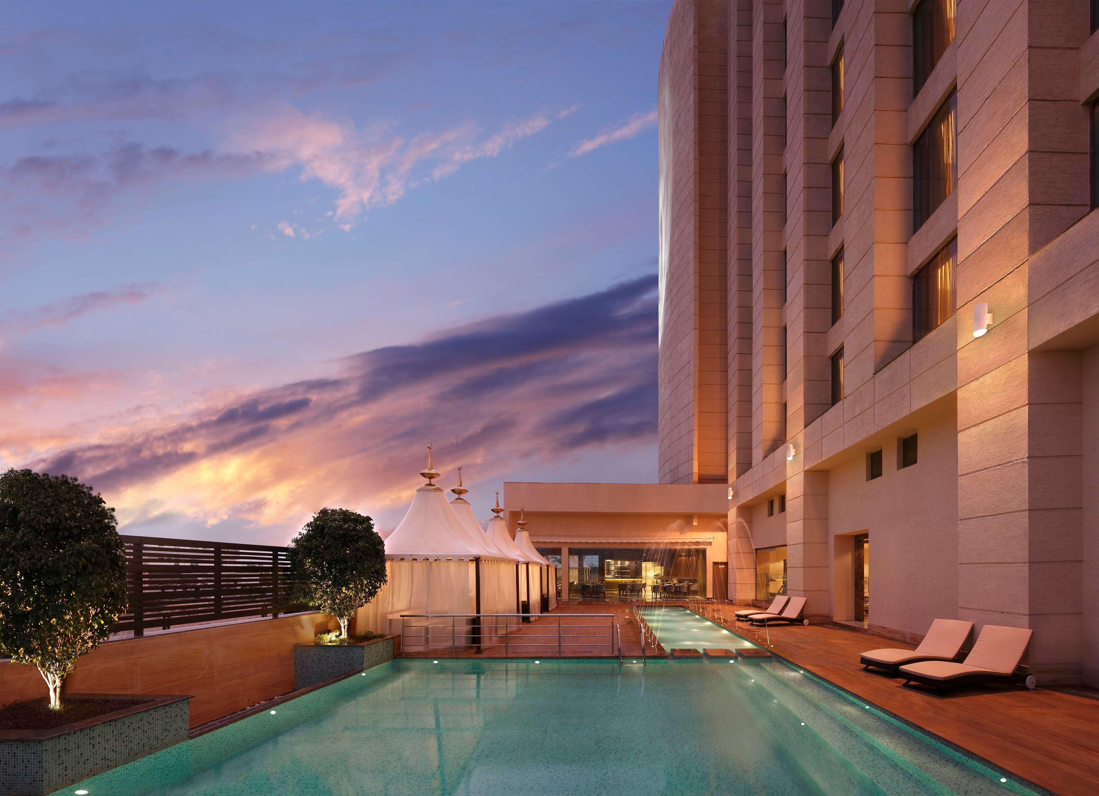 Hilton Jaipur Otel Dış mekan fotoğraf The Park, Hyderabad