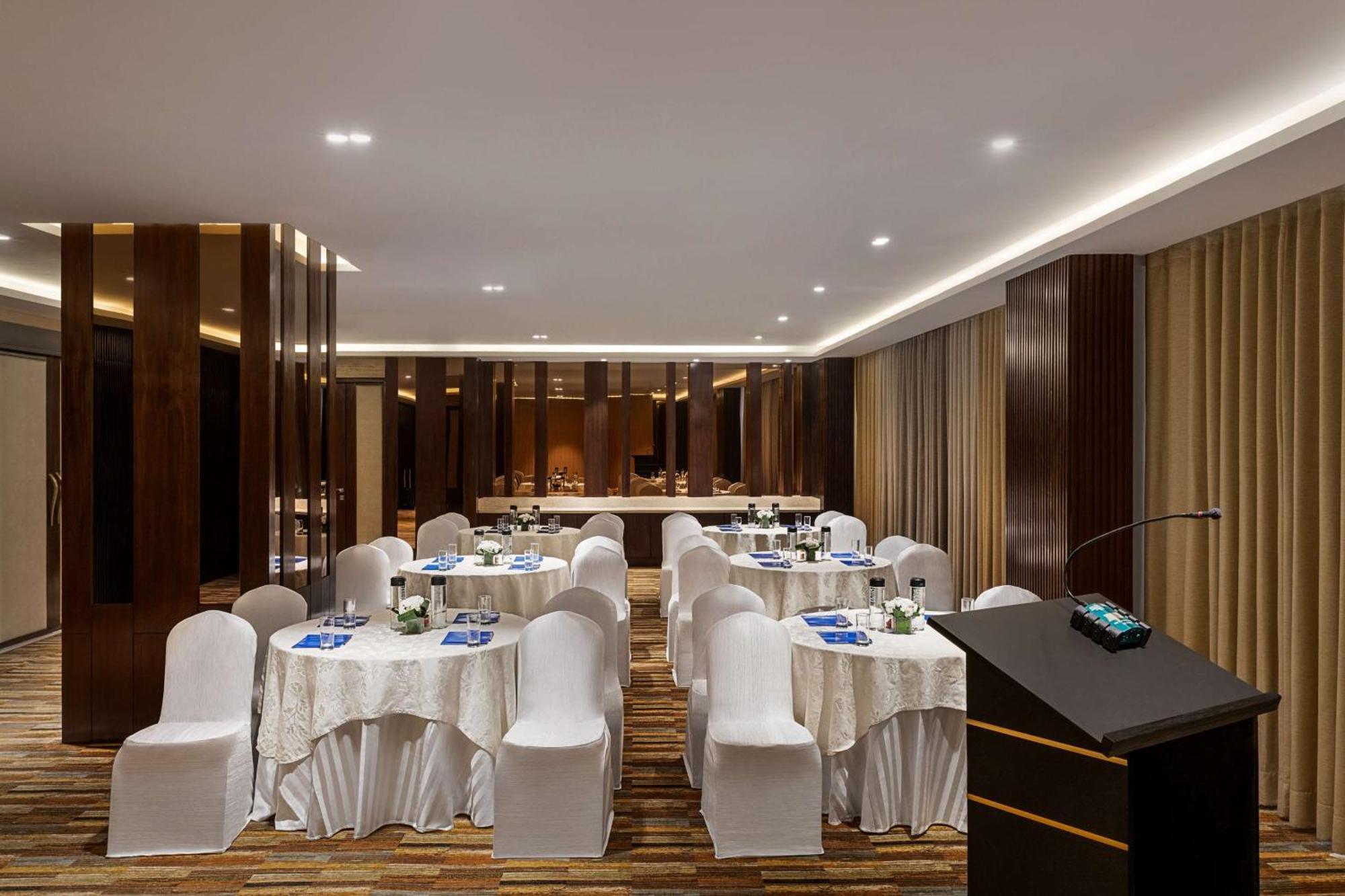 Hilton Jaipur Otel Dış mekan fotoğraf Meeting room