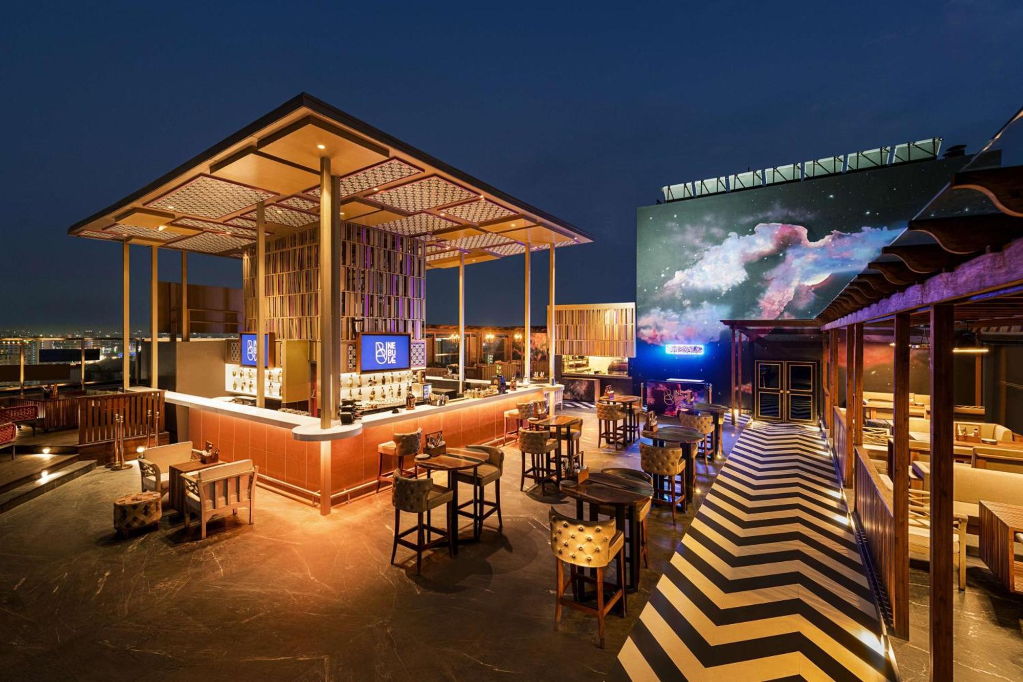 Hilton Jaipur Otel Dış mekan fotoğraf The Bar