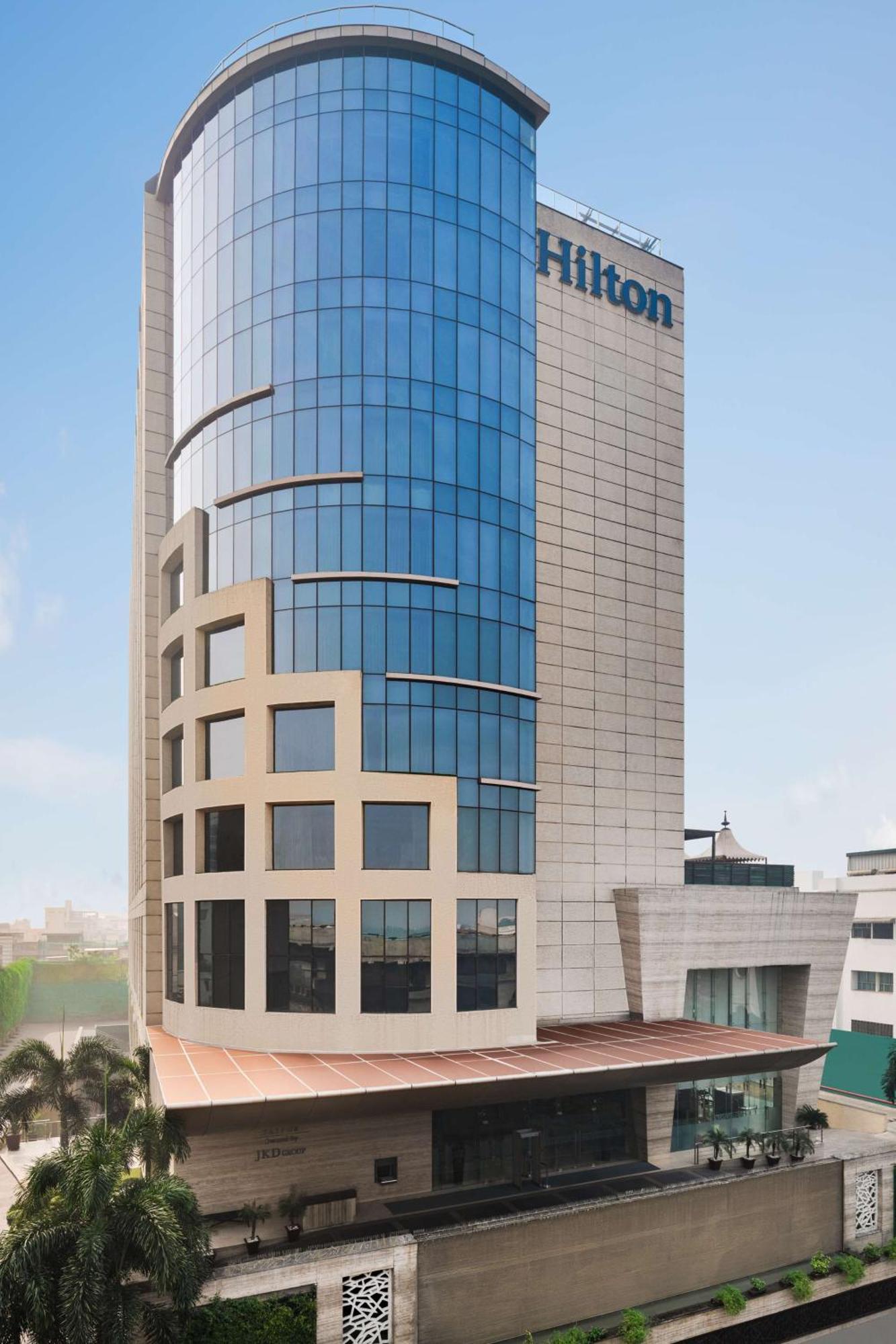 Hilton Jaipur Otel Dış mekan fotoğraf The headquarters of the company in Tehran